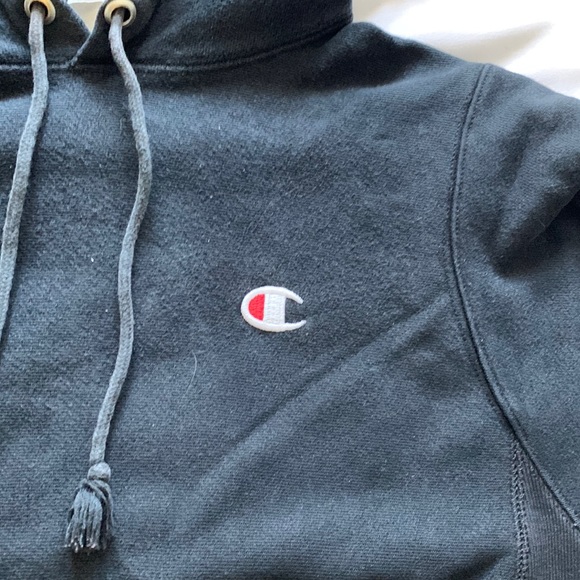 Black champion hoodie - Picture 2 of 3